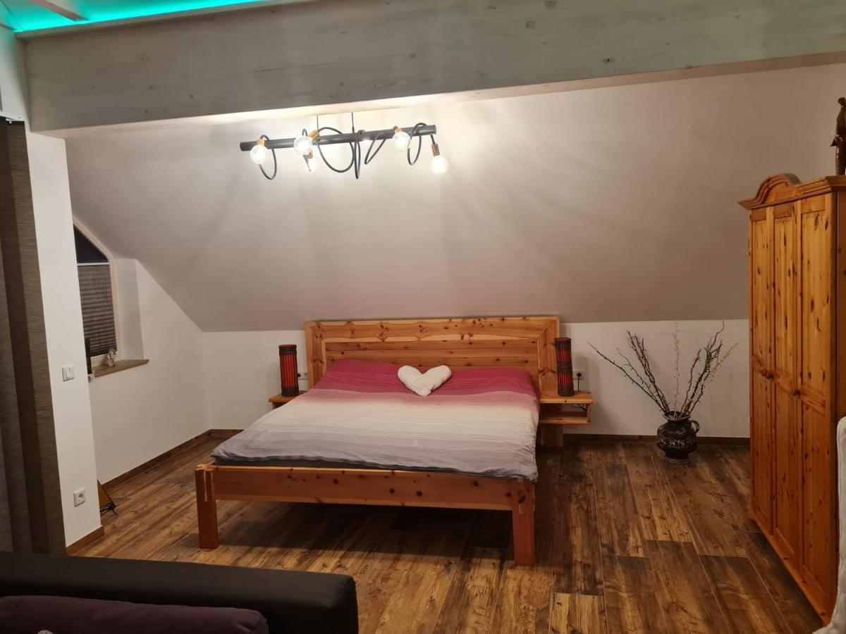 Apartment Berg & Naturliebe Oberweissburg Buitenkant foto